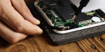 Cell Phone Repair Stores